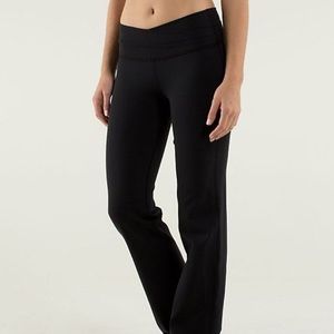 Lululemon Black Astro Groove Yoga Pants 6